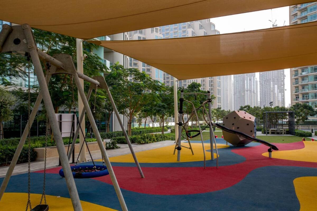 First Class 3Br With Full Burj Khalifa And Fountain View ドバイ エクステリア 写真