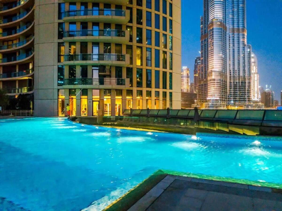 First Class 3Br With Full Burj Khalifa And Fountain View ドバイ エクステリア 写真