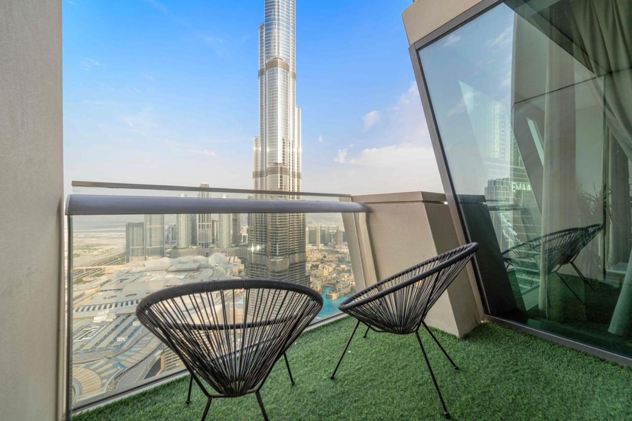 First Class 3Br With Full Burj Khalifa And Fountain View ドバイ エクステリア 写真
